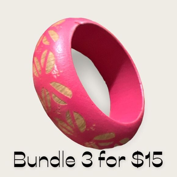 Bundle Sale 3 for $15 | Pink Patterned Wooden Bangle Bracelet - Picture 5 of 11